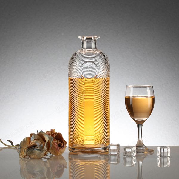 Vidro transparente Vodka garrafas de uísque 375ml 500ml Super Flint vidro Liquor Spirit T Cortiça
