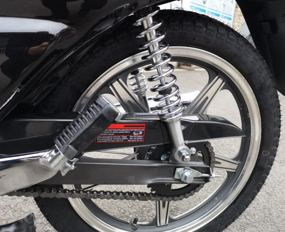 Мотоцикл одноцилиндровый 4-тактный мопед 110cc