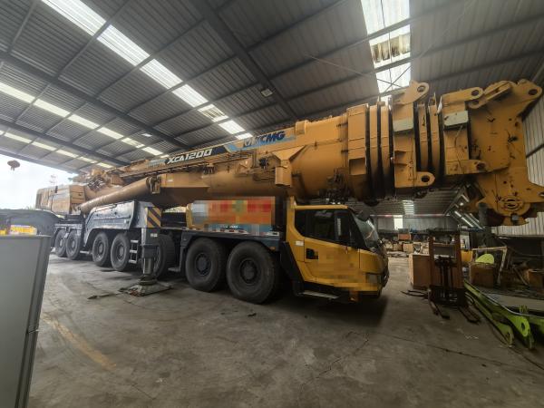 2018model XCA1200-1 all terrain crane Engine: Benz OM502LA+Benz OM460LA Transmission: ZF Axle Brand: German KESSLER Total Counterweight: 170 Tons Main Boom: 102M