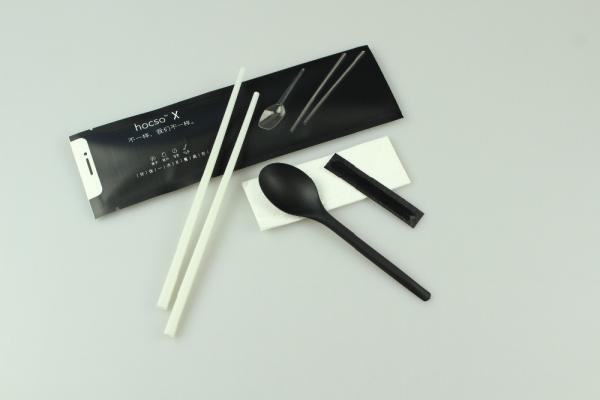 Disposable Plastic Chopstick Spoon Set in Cutlery Paper Bag with Thickness 4.0-7.0mm