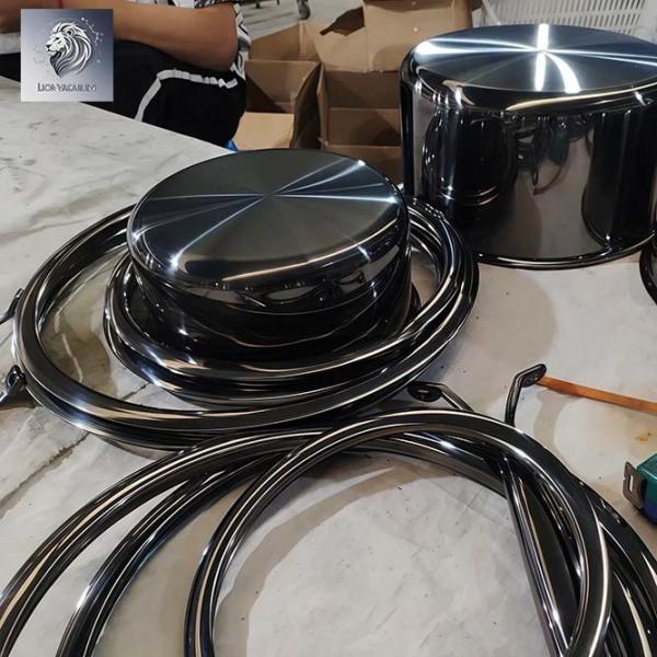 High Quality Pvd Multi Arc Ion Vacuum Coating Machine For Decoration Hardware Ceramic Plastic Metal Glass Titanium Furniture