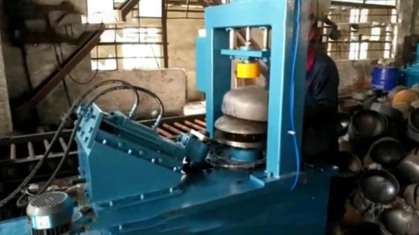 LPG Cylinder Tank Cleaning Machine Cylinder Washing Machine 1.5KW*2