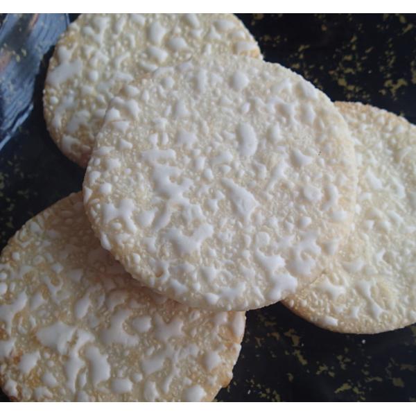 Корейские торты креветки Senbei испекли креветку для того чтобы напудрить азиатских шутих риса