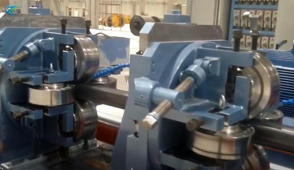 Machine de soudage de tuyaux en acier CS-76 avec soudeur de 300 kW