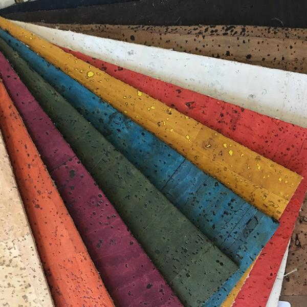 El pan vetea firmeza de color fuerte artificial de Cork Leather Fabric Elegant Appearance
