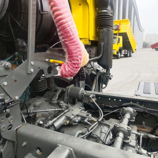 31-40t Load Capacity Used HOWO371HP Tractor Transport Truck with Hydraulic Steering