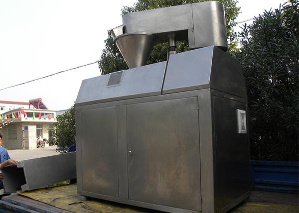 Quality Dry Granulator Briquette Making Machine Adjustable Roll Feeding Speed