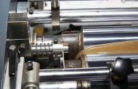 Automatique réglage intelligent du téléphone montre chaussures ordinateur machine à faire de la boîte rigide avec 20 pièces/min