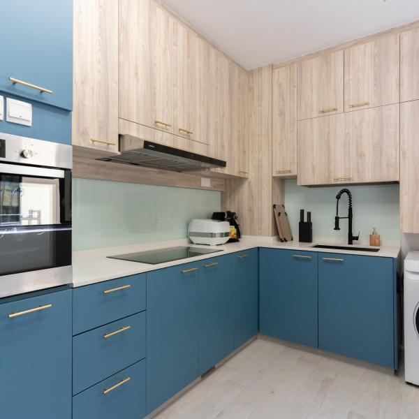 Small Space Wood Grain Melamine Base Kitchen Cabinet Complete Set Kitchen Cabinet With Drawer And Sink