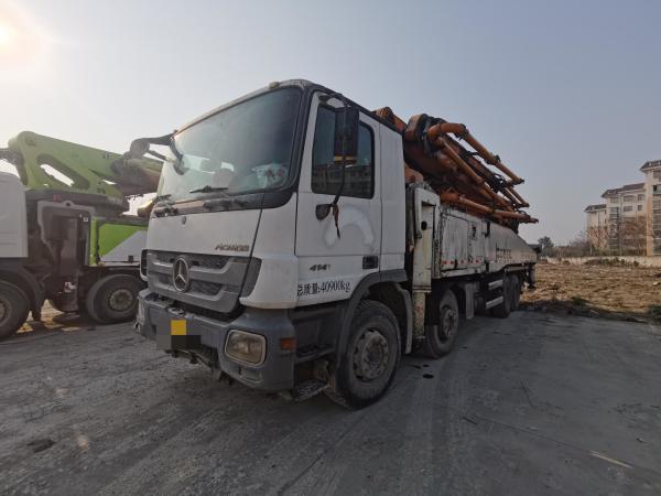 Structure Cylinder Type Zoomlion 52m Used Heavy Equipment Concrete Pump Productivity/h
