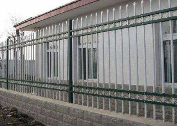 Balcony Guardrail Zinc Steel Fence 159DPN Hardness High Strength
