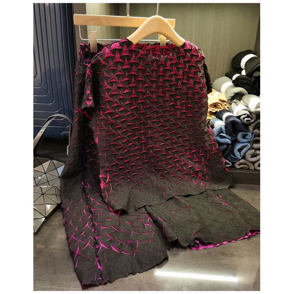 New Set of Natural Waist Summer Women Plus Size Slim T-shirt + Half Skirt Pleated 3d Set