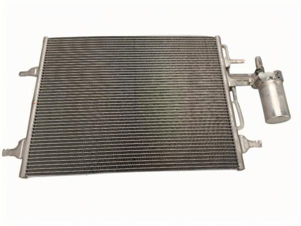 OE 31332027 31305212 Car AC Condensers Replace Volvo Ac Condenser