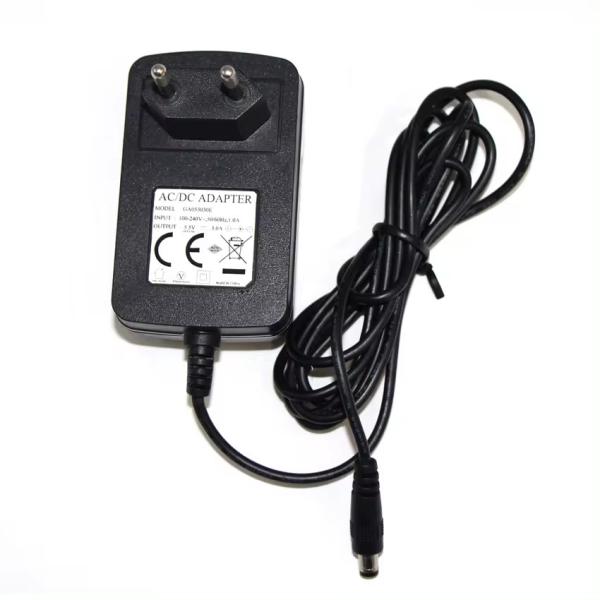 Adaptador de energia DC 12V 2A com plugue 5,5x2,1mm