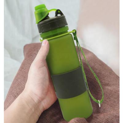 Role acima a garrafa de água dobrável do silicone, 650ML exterior
