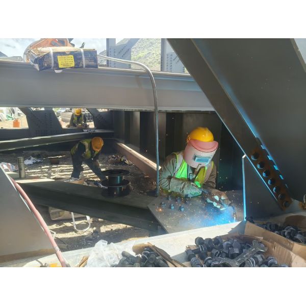 Roll-up Or Sliding Steel Doors Heavy Duty Bridge Steel Formwork Custom Pier Girder Shuttering Offering Span Range 6m To 40m Capabilities