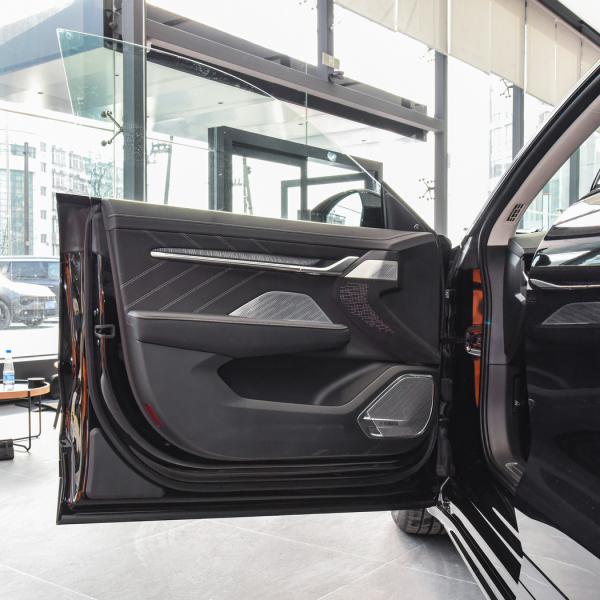 Zeekr 001 Car 100kwh Electric Car EV 4WD SUV Black Sport with Adding Configuration