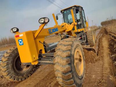 XCMG 1803 Used Road Graders Diesel Engine Shanghai SC7H190 1G3