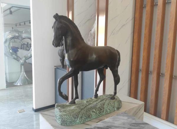 Ancient Style Indoor Cast Bronze Horse Sculpture 0.6m Length