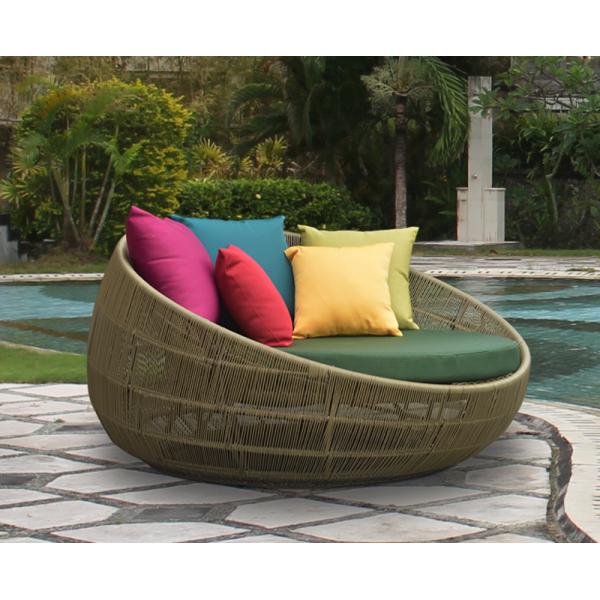 Outdoor Patio Furniture Garden Rattan Wicker Daybed with Water Proof Cushion