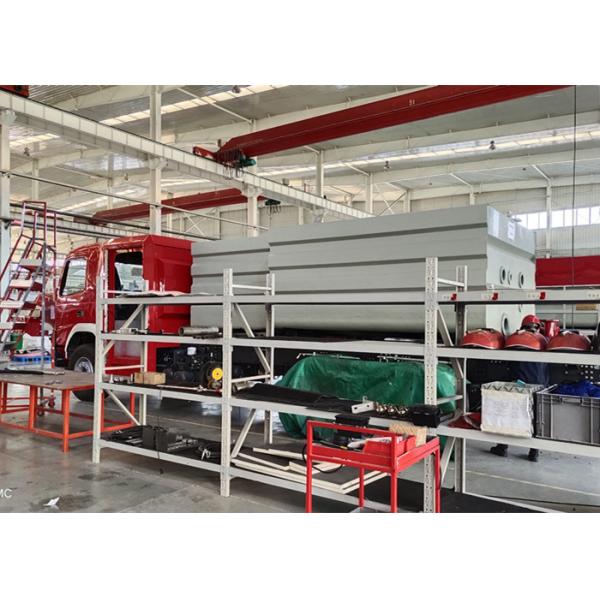 60 м расстояние распыливания пожарной машины для тушения пожаров с шестью местами