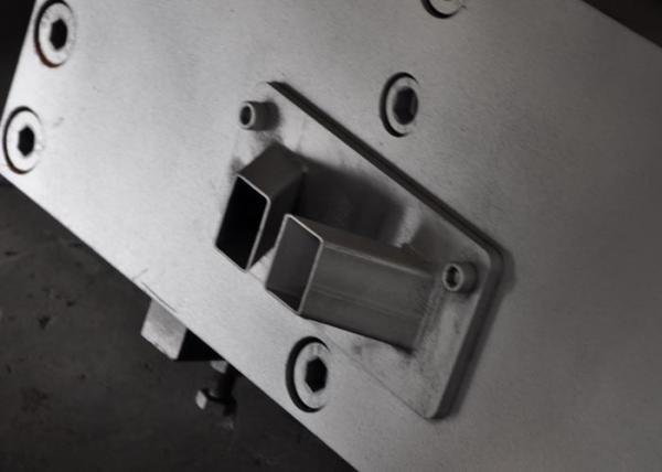 180*180 Plastic Screen Changer Continuous Process With Double Flow Channel