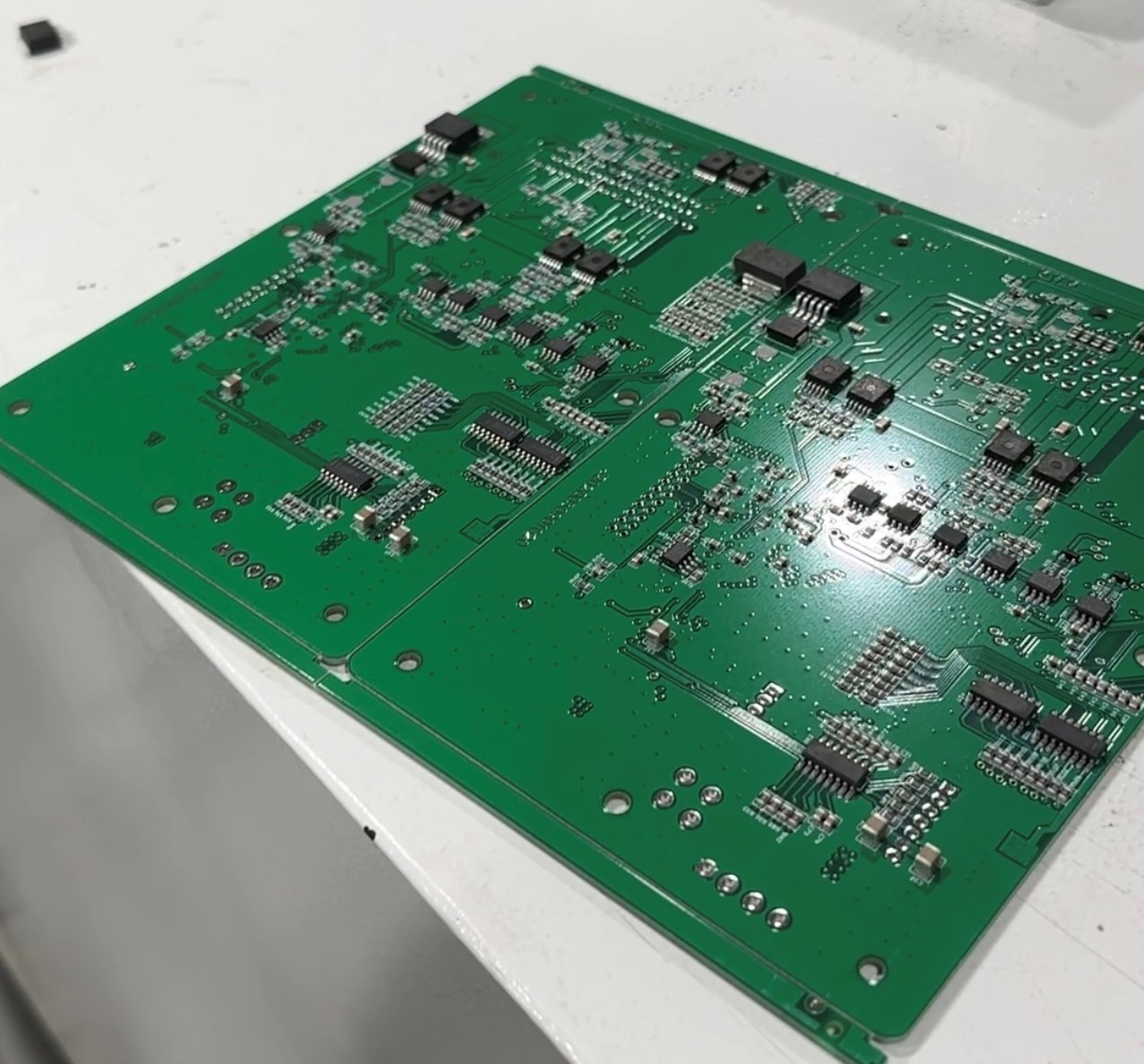 Тест CPK прошел 2 Charmhigh CHM-861 полную производственную линию IPC9850 26000cph SMT
