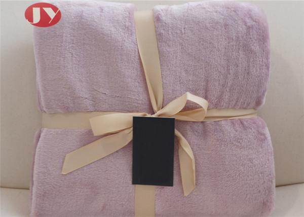 OEM/ODM Logo Luxury Flannel Polyester Fleece Blanket All Season Luxurious Gift Packing Soft