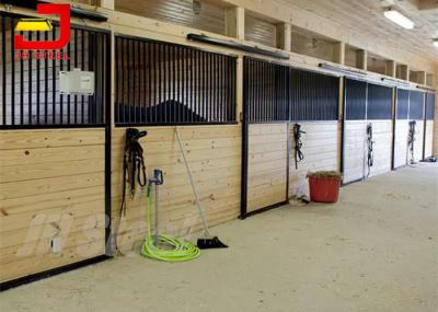O bambu personalizado do tamanho almofada o equipamento estável do cavalo com porta deslizante