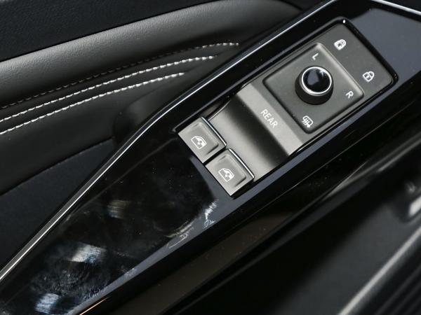 2025 VW ID4 New Model Best Offer Electric Car Hot Selling EV Volkswagon 601km Range and 0.67hrs Fast Charging Time