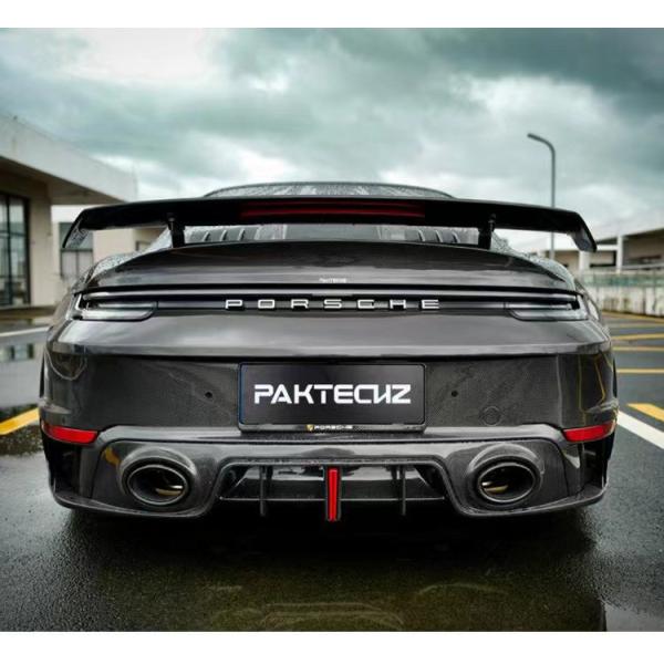 Pour Porsche 992 Turbo Spoiler en fibre de carbone 992 Turbo Upgrade Paktechz Style Spoiler de couverture de queue en fibre de carbone