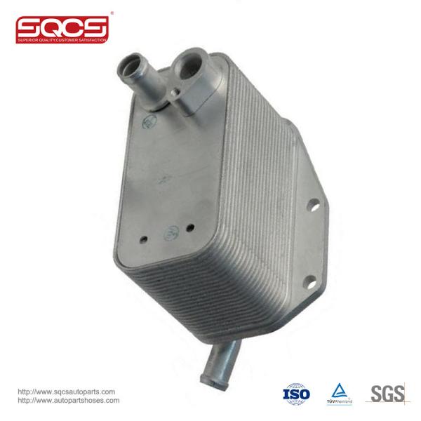 SQCS Refrigerador de aceite para motores de automóviles 30757620 Para VOLVO Xc60 2010 XC90 S60 S80 V60 V70 XC70 OE LR001426 30757620 Refrigerador de aceite