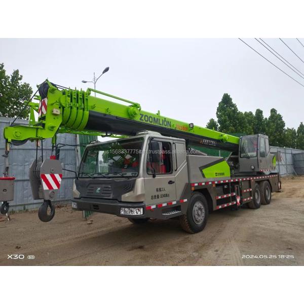 30 Ton Used Zoomlion Crane with Excellent Performance and Max. Lifting Height of 4.5m