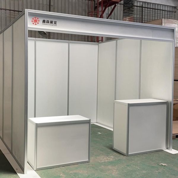 4-slot square aluminum pillar、4-groove exhibition aluminum profile、Octanorm compatible、easy installation
