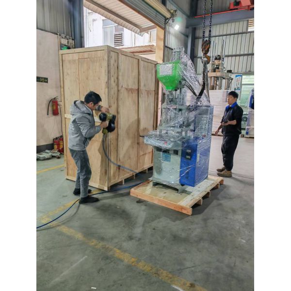 TR Glasses Spectacle Frame Two Color Vertical Injection Molding Machine 170T with PLC Pump Motor & Bearing for PA Processing