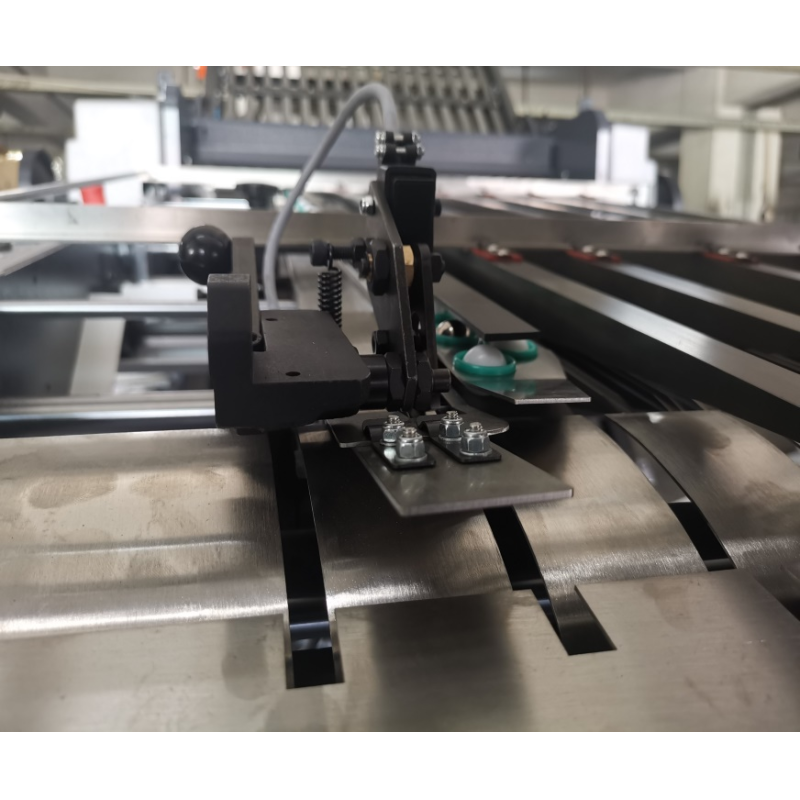 CP78/4KLL Flat Pile Combination Folding Machine Scrach Proof Buckle Electric Folding Knife