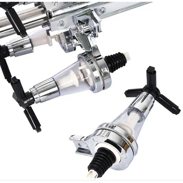 Алюминиевый вращающийся вертикальный ликерораспределитель 6 бутылки используется в баре