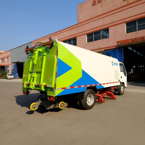 ISUZU Platform Industrial Road Sweeper Truck Street Cleaning Road Sweeper Vehicle