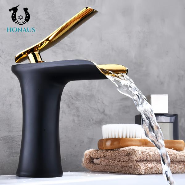 Multi Colors Wash Basin Faucet Brass Body Modern Customizable Electroplated Surface