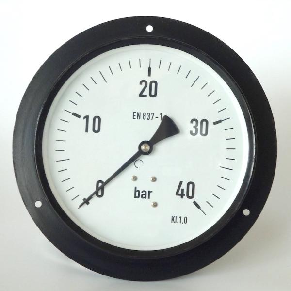 White 150mm Utility Pressure Gauge 40 Bar Bourdon Tube Pressure Gauge Black Steel Case