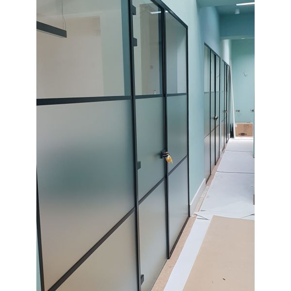 Frosted Glass Office Partition With Thermal Insulation Aluminum Accessories Profiles