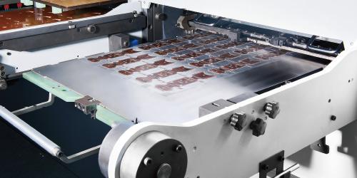 Automatic Die Cutting and Creasing Machine