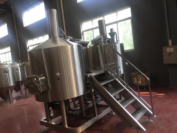 5bbl Stainless Steel Brewing Equipment Vertical Type Polished Surface