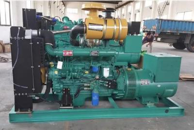 O tipo aberto grupo do motor de Weichai de gerador diesel com 8 horas abastece o tanque baixo