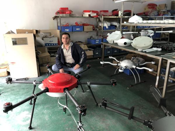 Autonomous Obstacle Avoidance Waterproof  Agriculture Protection Spray Drone 20kg Payload Smart Nozzles Autonomously