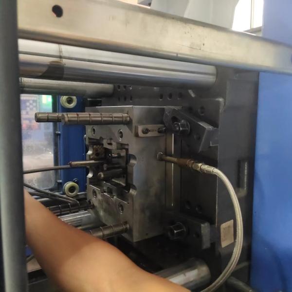 300000-1000000 Shots Customized Plastic Injection Mold For Medical Parts