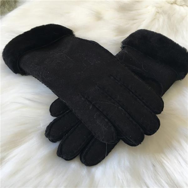 As senhoras enegrecem da pele de carneiro dobro da cara das luvas do inverno da pele de carneiro do Shearling a luva de couro