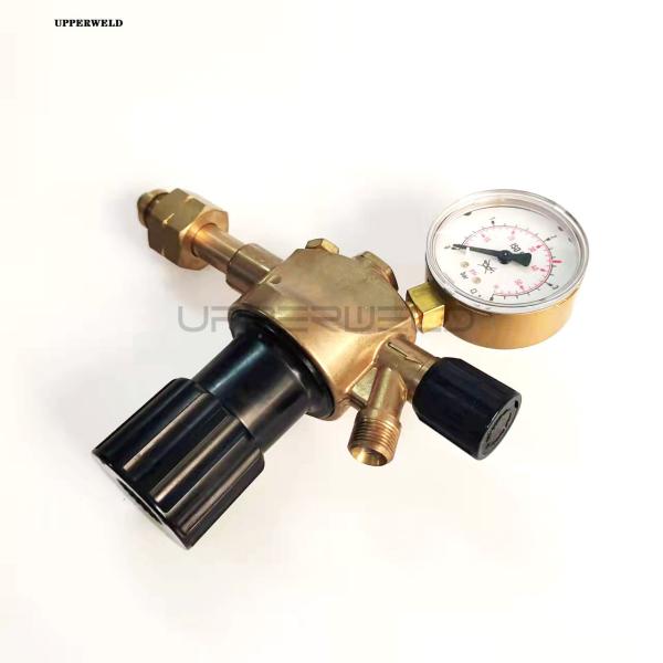 Черно-желтый одноразмерный регулятор CO2/аргон для стандартного регулирования давления газа