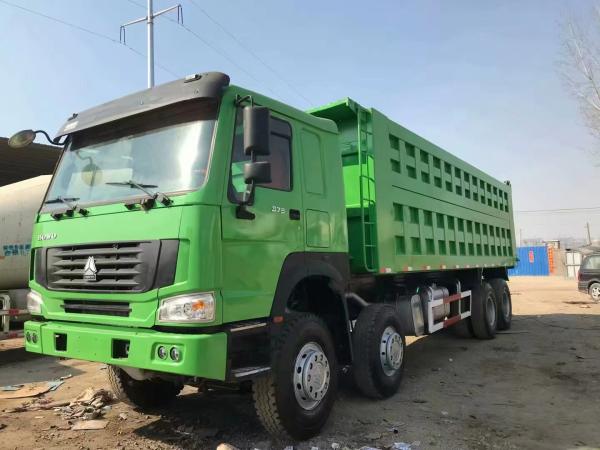 SINOTRUK Automatic Transmission Diesel Engine HOWO TRUCKS Dumpster Truck for Big Projects