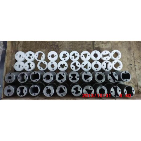 Les dents de soin de chien mâchant l'animal familier de casse-croûte traitent la machine 380V ou la tension personnalisable